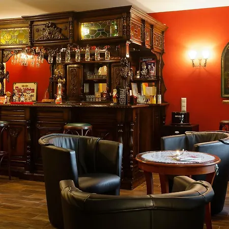 招待所 施洛斯酒店 2*