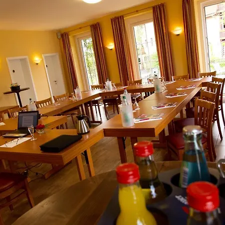 Pensión Residenz Am Schloss 2*