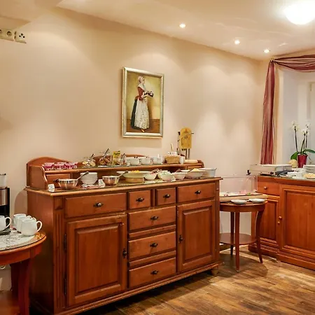 Residenz Am Schloss Pensión 2*