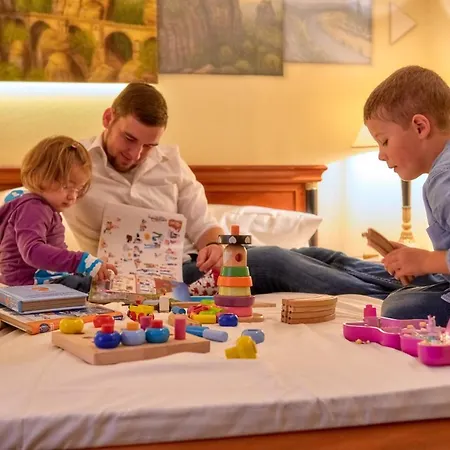 رزيدنز أم شلوس