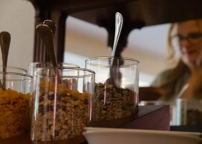 بيت ضيافة رزيدنز أم شلوس 2*