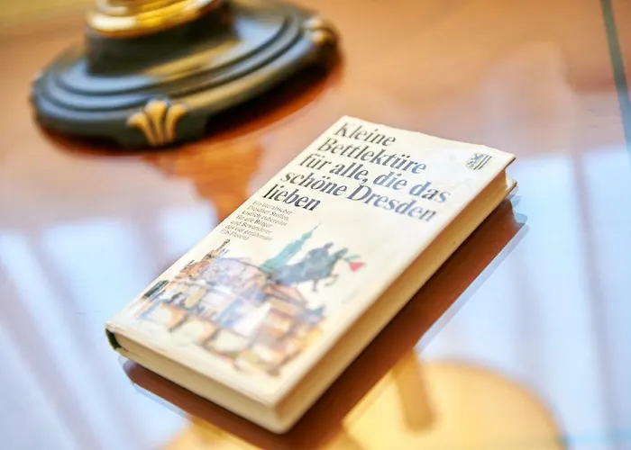 رزيدنز أم شلوس