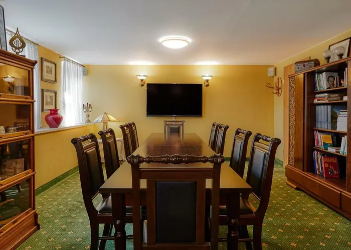 بيت ضيافة رزيدنز أم شلوس